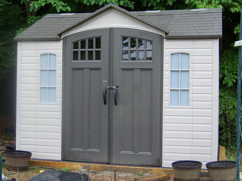 Lifetime Heavy Duty Single Entrance Plastic Shed 10x8ft