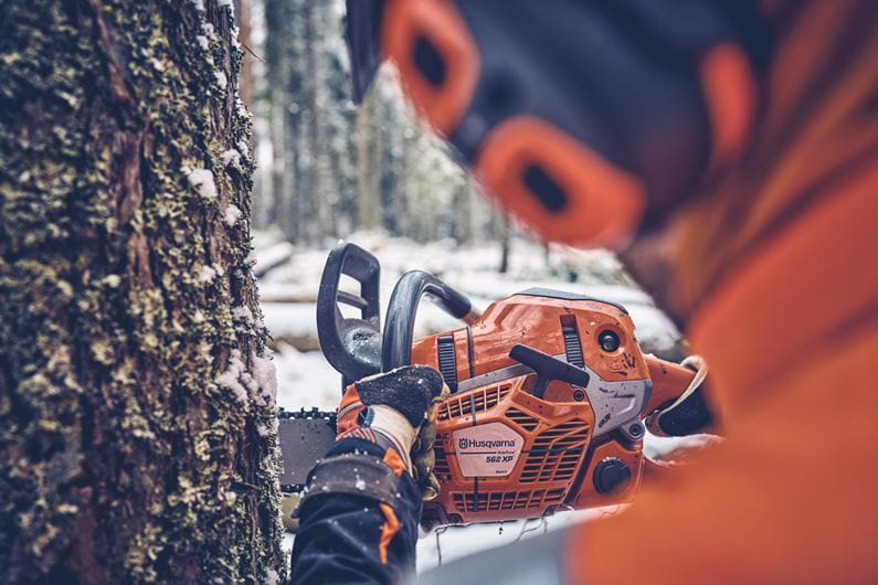Husqvarna Chainsaw 562 XP® Mark II 18" Bar