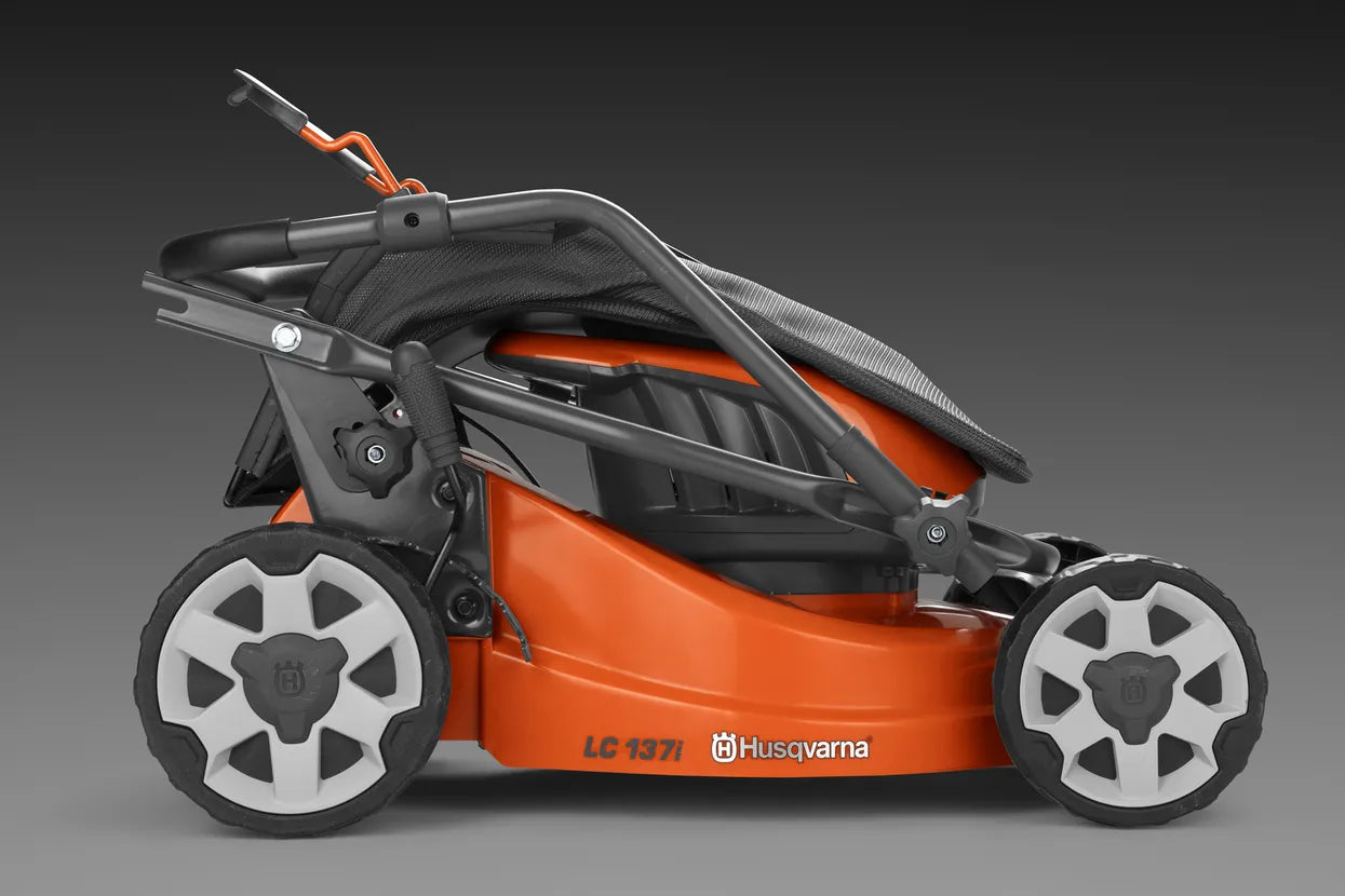 Husqvarna LC137i Cordless Lawnmower
